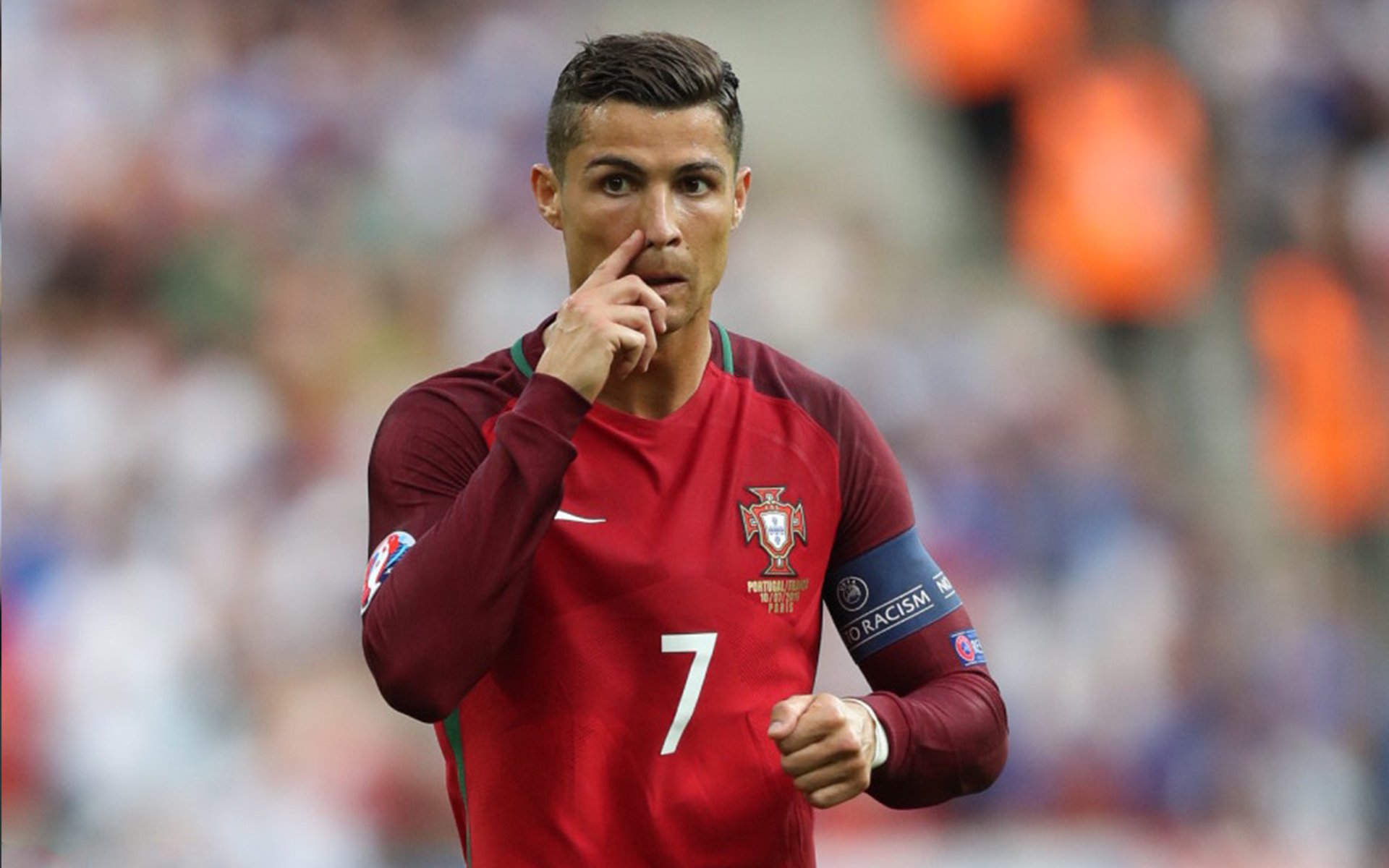 俄罗斯队在比赛中披荆斩棘，豪取胜利，俄罗斯比赛视频